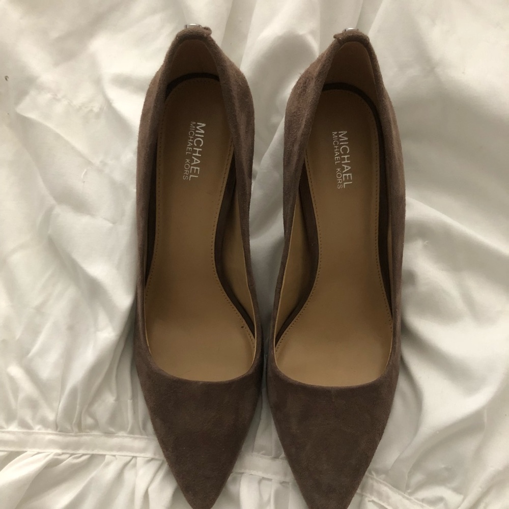 Michael Kors shoes taupe